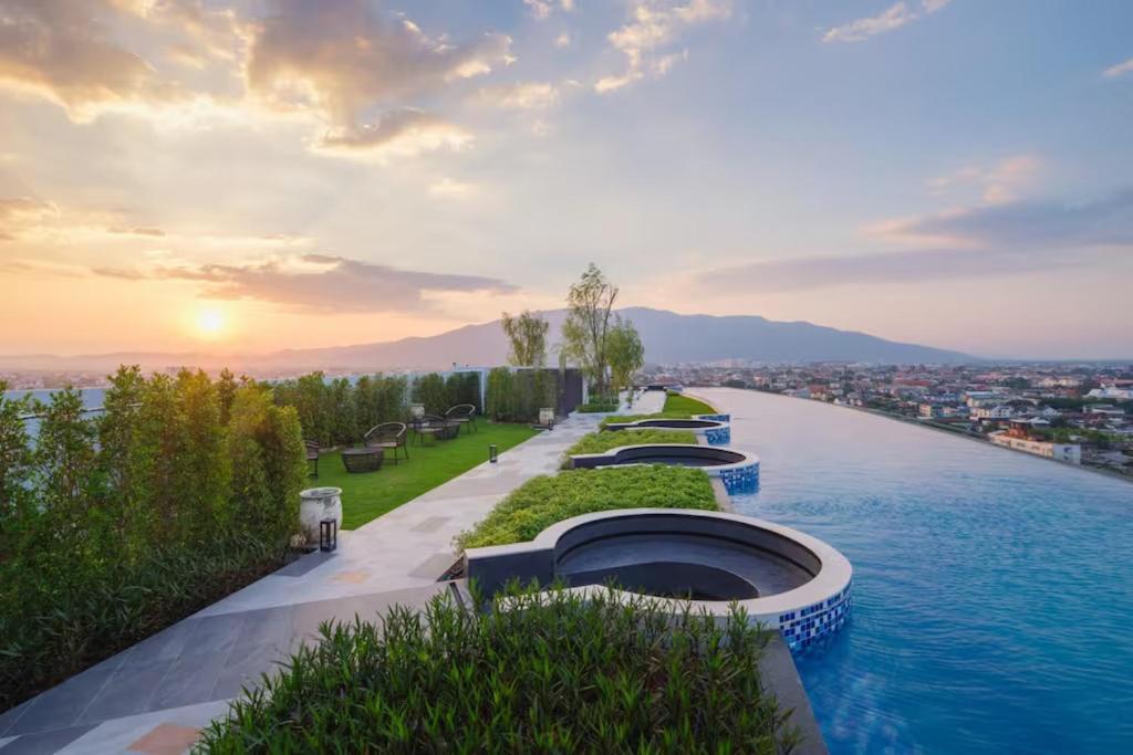 Astra Sky River Paronama Pool Luxury Changklan Chiang Mai Exterior foto