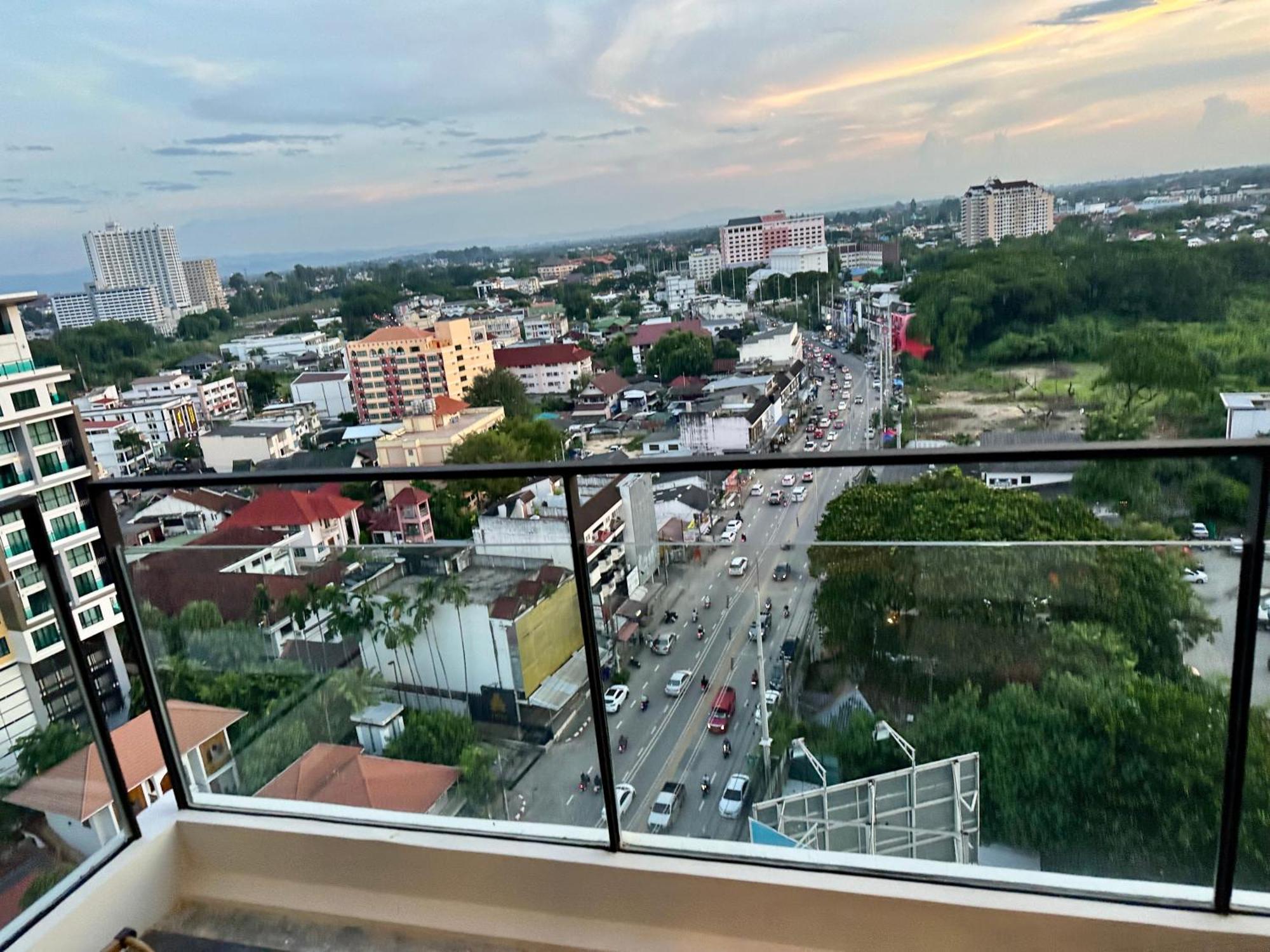 Astra Sky River Paronama Pool Luxury Changklan Chiang Mai Zimmer foto